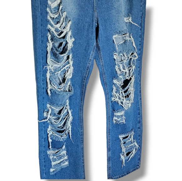 Fashion Nova Destroyed Skinny Jeans Size 14 Medium Wash Structured Cotton - Picture 4 of 9